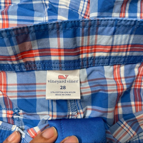 Vineyard Vines Blue Plaid Board Shorts sz 28 - Picture 11 of 11
